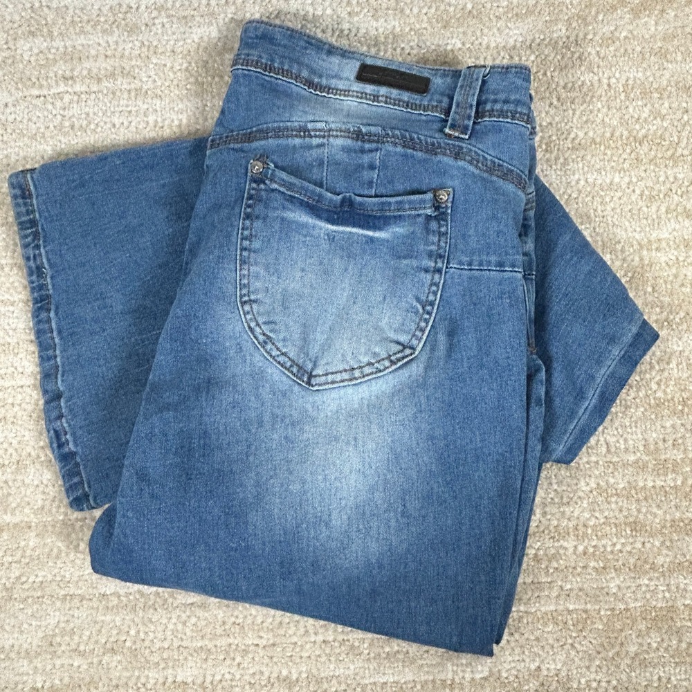 Harmony & Havoc Womens Boho Flare Leg Jeans Medium Wash Size 16 Stretch Denim